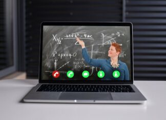 coTurn zeitverzögert auf Raspberry Pi starten Online Learning Video Chat Webinar - jagritparajuli99 / Pixabay