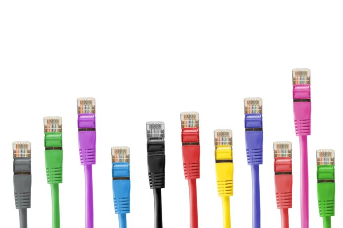 Network Cables Network Connector  - blickpixel / Pixabay
