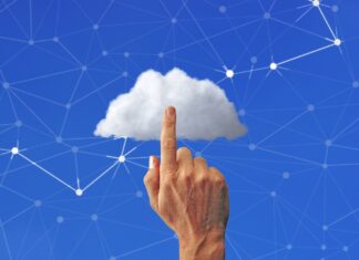 Fehlermeldung nach Nextcloud-Upgrade auf Version 21.0.3 Cloud Network Finger - Tumisu / Pixabay