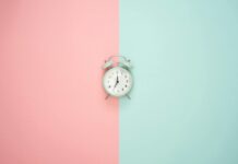 Eine Arduino Uhr Gray Double-bell Clock