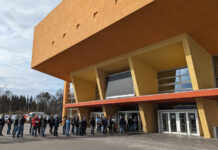 Besuch bei den Chemnitzer Linux-Tagen 2024 Einlass CLT TU Chemnitz